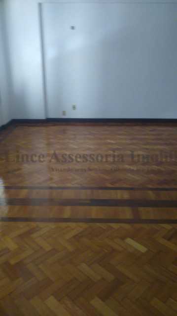 Apartamento à venda com 3 quartos, 150m² - Foto 10