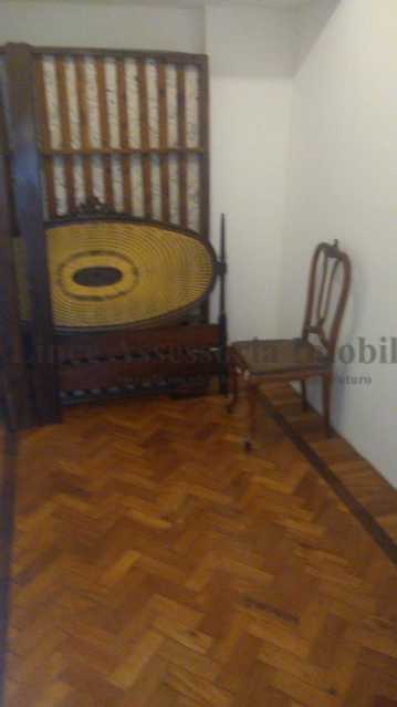 Apartamento à venda com 3 quartos, 150m² - Foto 17