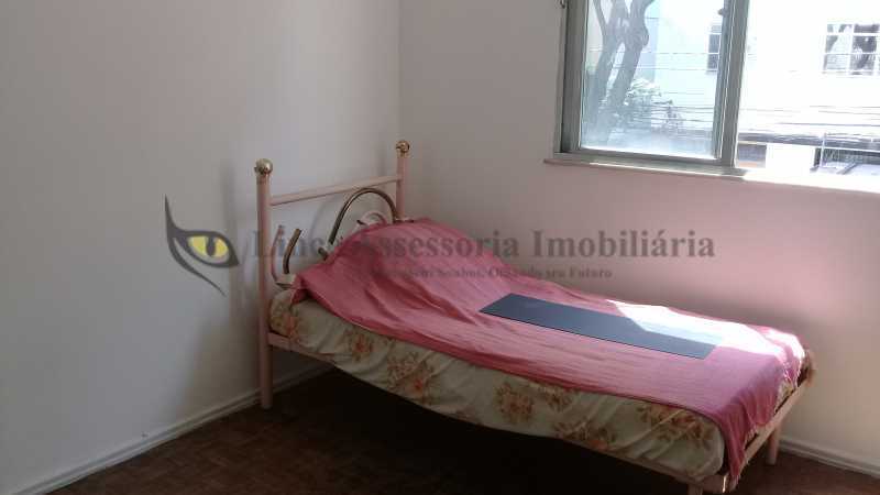 Apartamento à venda com 3 quartos, 77m² - Foto 9