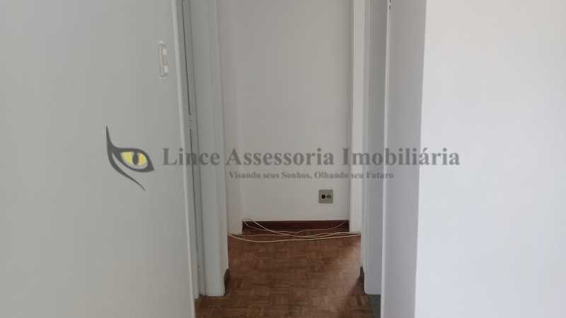 Apartamento à venda com 3 quartos, 77m² - Foto 17