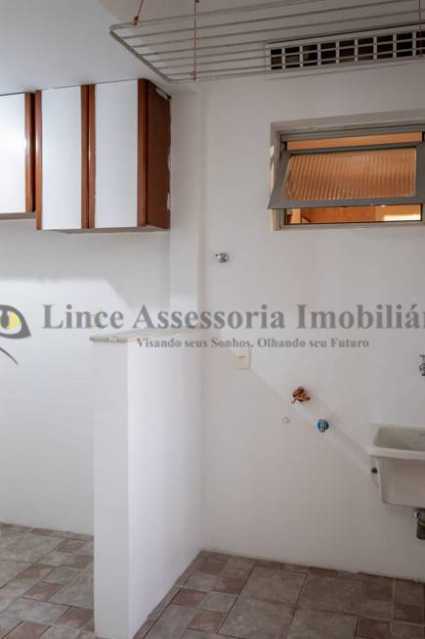 Apartamento à venda com 3 quartos, 126m² - Foto 8