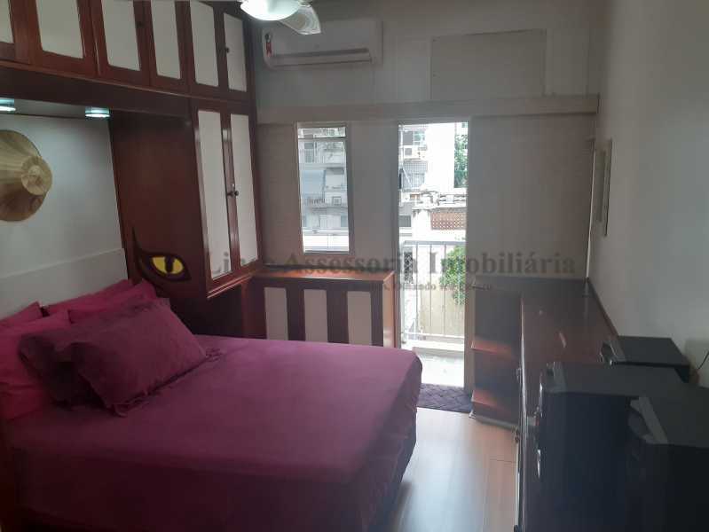 Apartamento à venda com 3 quartos, 122m² - Foto 14