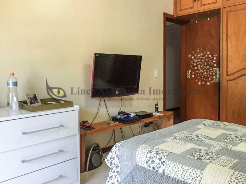 Apartamento à venda com 4 quartos, 150m² - Foto 6