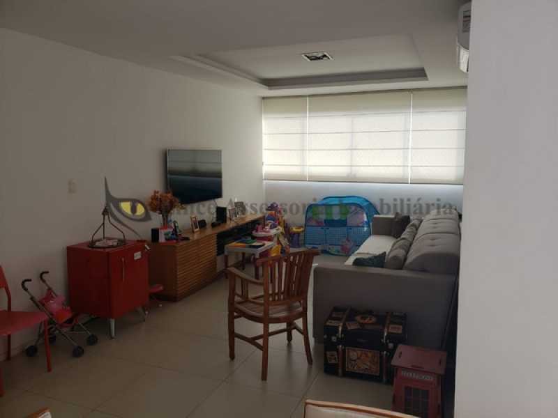 Cobertura à venda com 2 quartos, 158m² - Foto 3