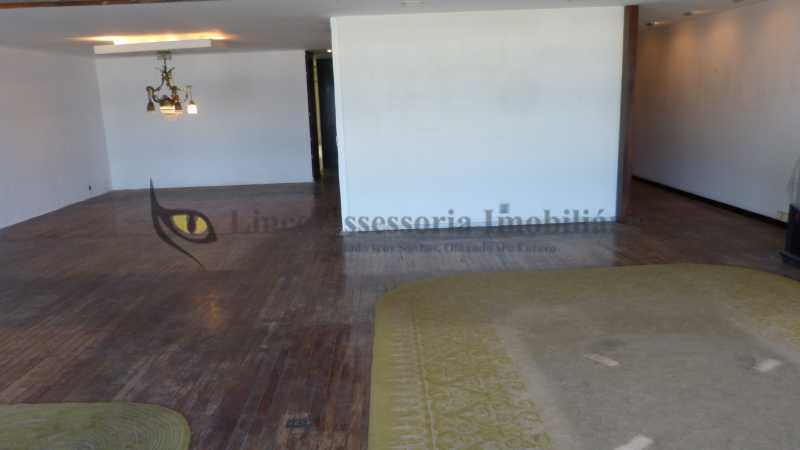 Apartamento à venda com 3 quartos, 300m² - Foto 5