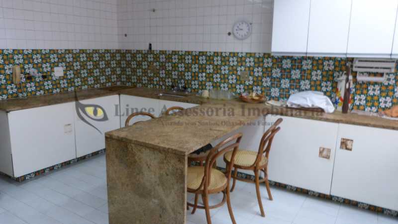 Apartamento à venda com 3 quartos, 300m² - Foto 24