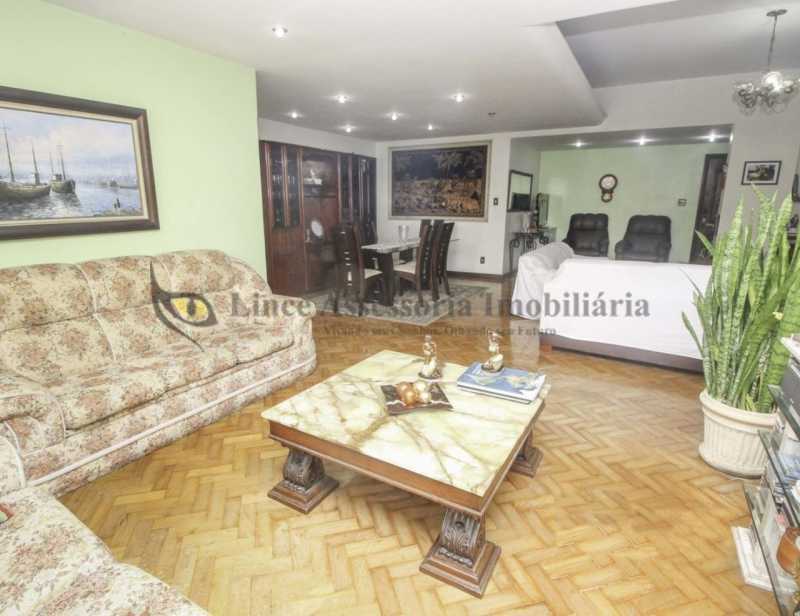 Apartamento à venda com 4 quartos, 184m² - Foto 1