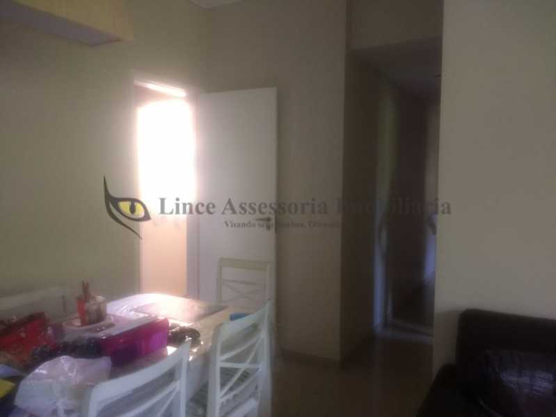 Apartamento à venda com 3 quartos, 82m² - Foto 5