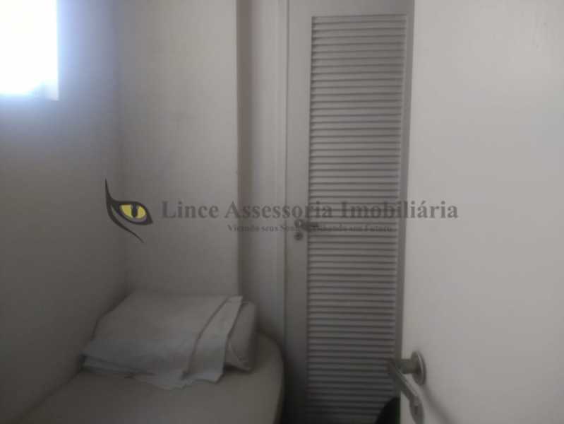 Apartamento à venda com 3 quartos, 82m² - Foto 13