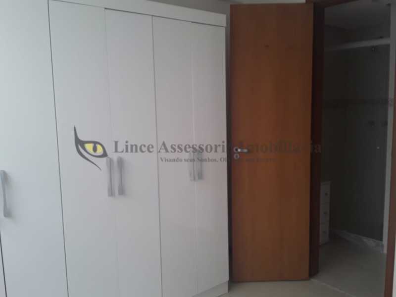 Apartamento à venda com 2 quartos, 81m² - Foto 1