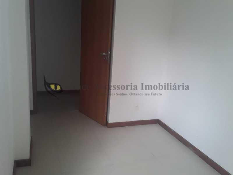 Apartamento à venda com 2 quartos, 81m² - Foto 7