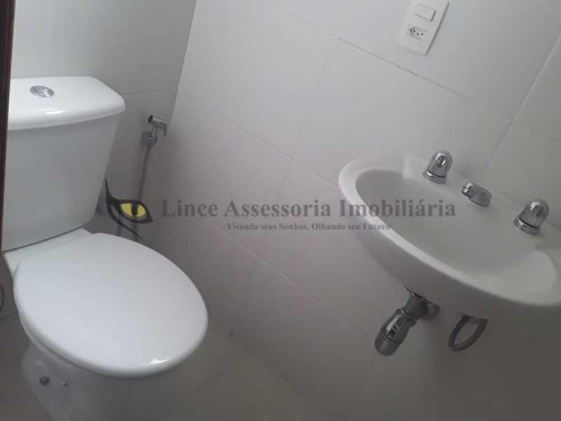 Apartamento à venda com 2 quartos, 81m² - Foto 9