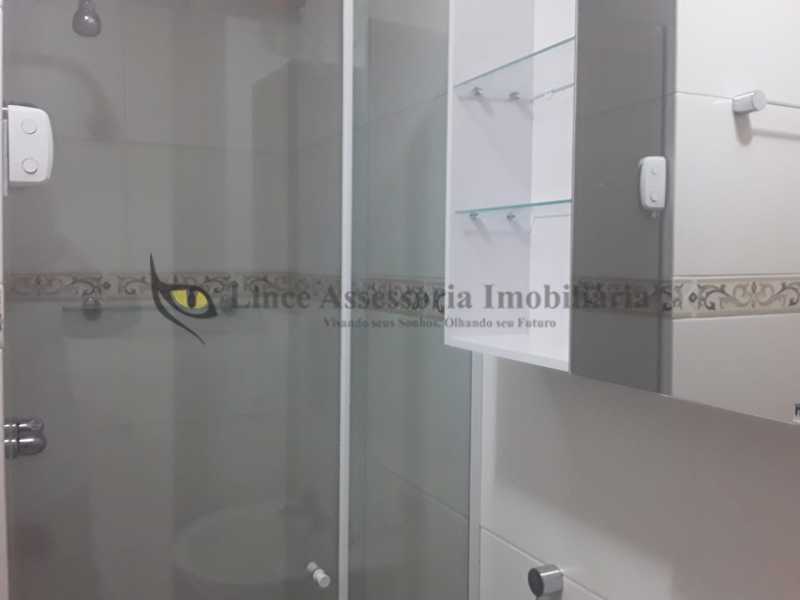 Apartamento à venda com 2 quartos, 81m² - Foto 11