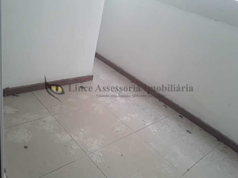 Apartamento à venda com 2 quartos, 81m² - Foto 13