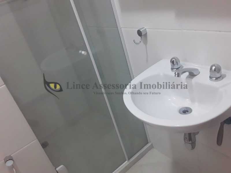 Apartamento à venda com 2 quartos, 81m² - Foto 17