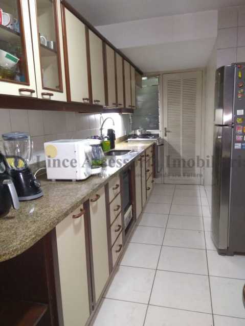 Apartamento à venda com 3 quartos, 89m² - Foto 21