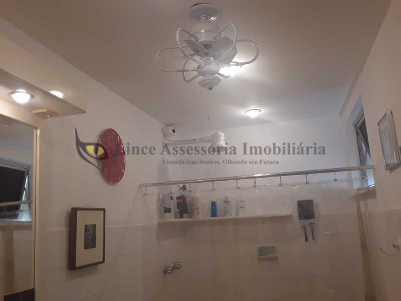 Apartamento à venda com 2 quartos, 65m² - Foto 19