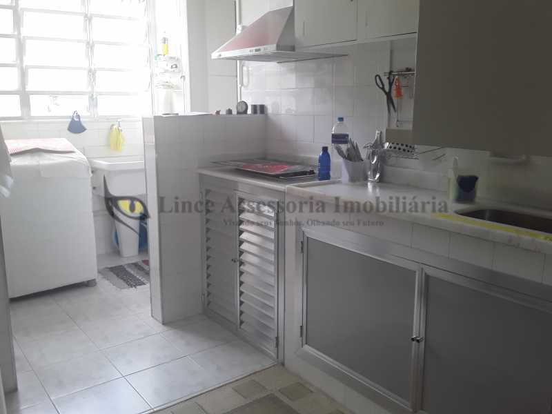 Apartamento à venda com 2 quartos, 65m² - Foto 20