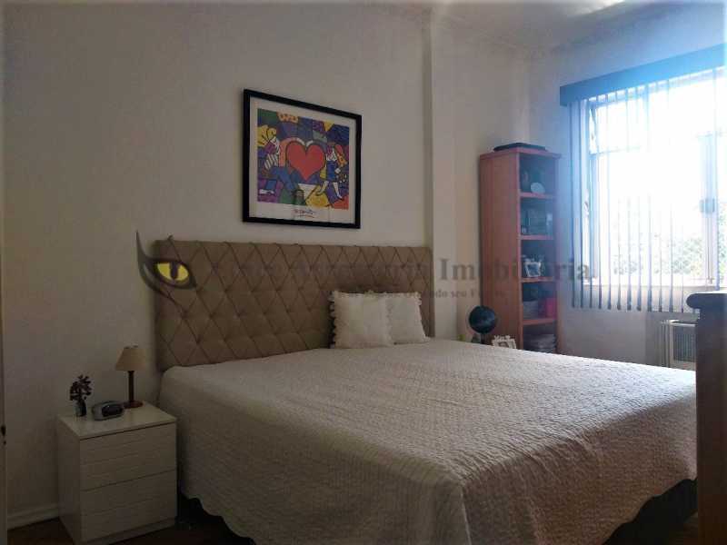 Apartamento à venda com 3 quartos, 98m² - Foto 6