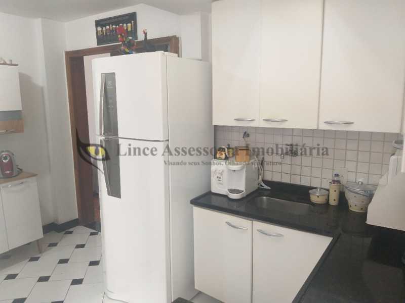 Apartamento à venda com 3 quartos, 98m² - Foto 18