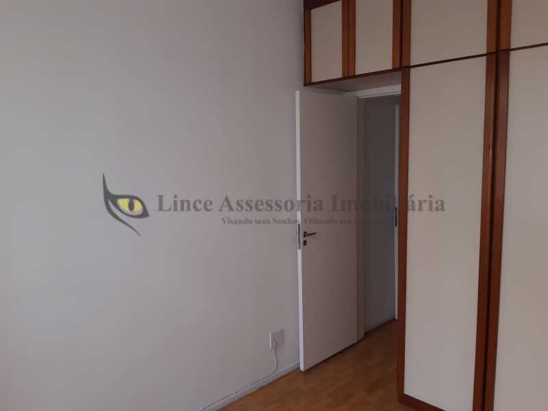 Apartamento à venda com 2 quartos, 86m² - Foto 11