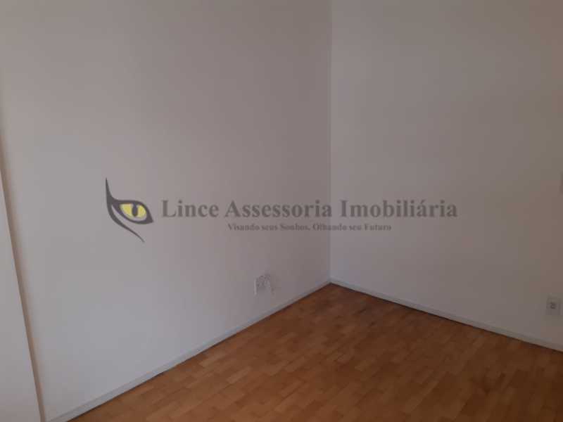 Apartamento à venda com 2 quartos, 86m² - Foto 8