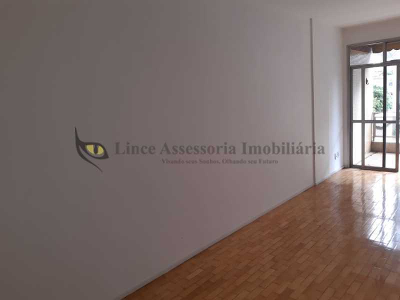 Apartamento à venda com 2 quartos, 86m² - Foto 4