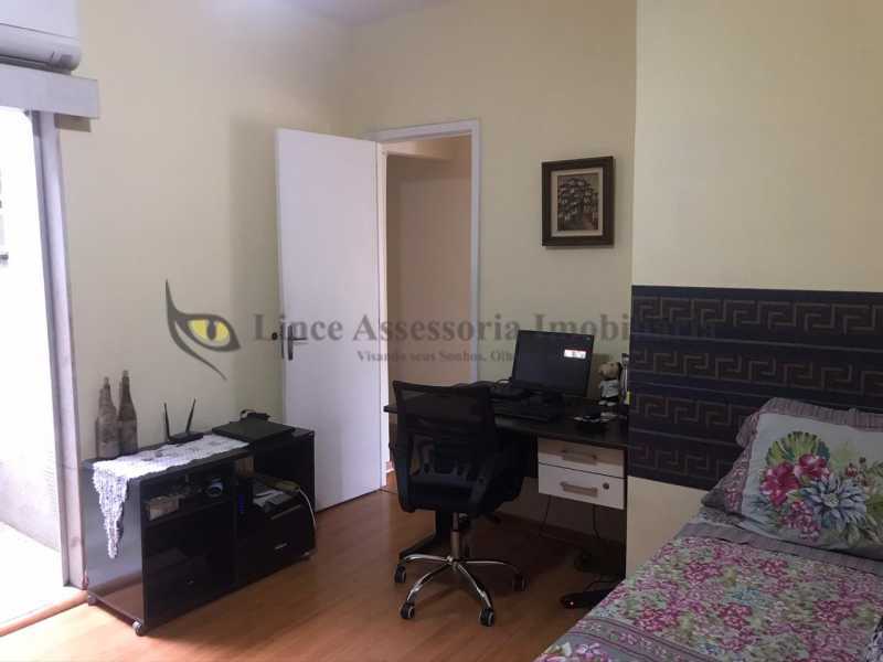 Apartamento à venda com 3 quartos, 139m² - Foto 6