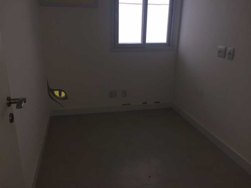 Apartamento à venda com 2 quartos, 68m² - Foto 14