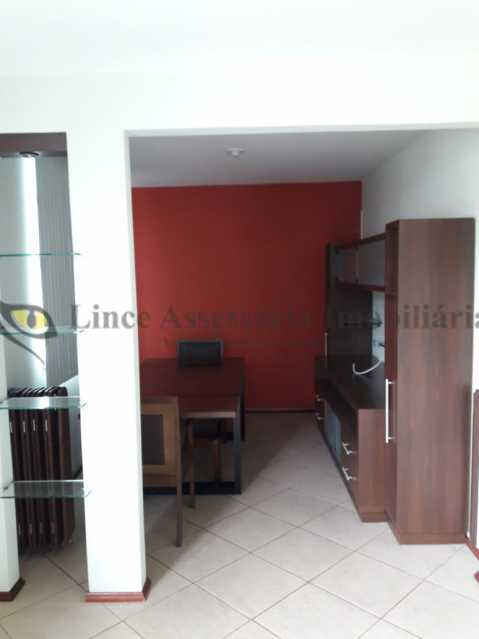 Apartamento à venda com 2 quartos, 67m² - Foto 1