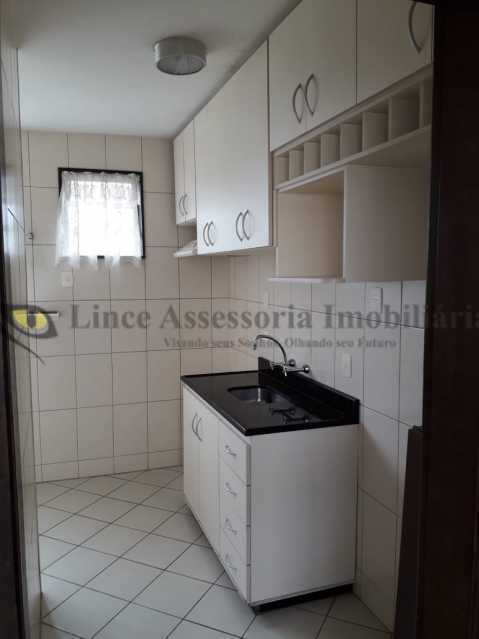 Apartamento à venda com 2 quartos, 67m² - Foto 15