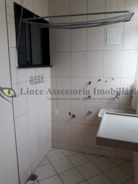 Apartamento à venda com 2 quartos, 67m² - Foto 18