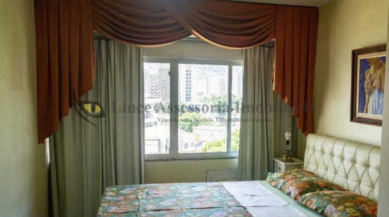 Apartamento à venda com 3 quartos, 138m² - Foto 17