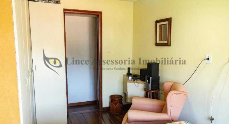 Apartamento à venda com 3 quartos, 138m² - Foto 18