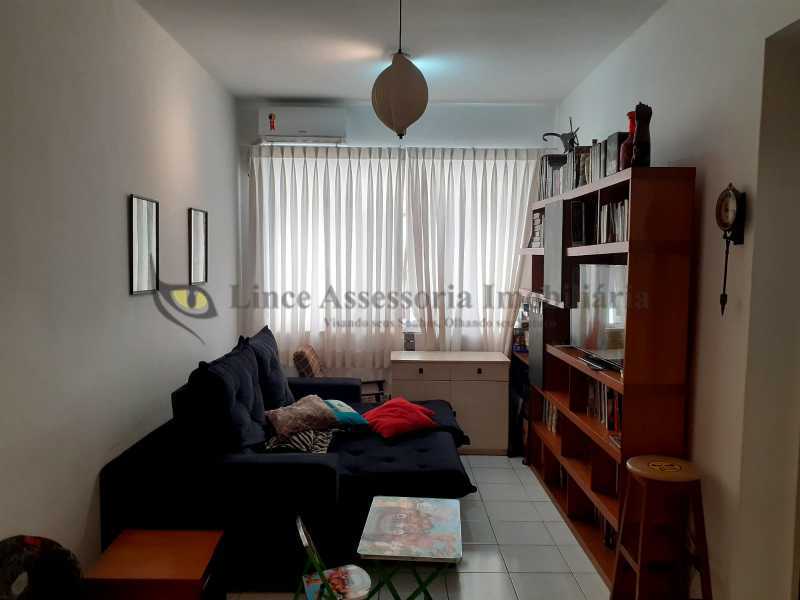 Apartamento à venda com 2 quartos, 71m² - Foto 7