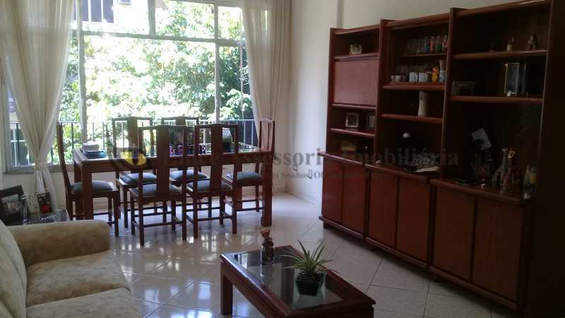 Apartamento à venda com 3 quartos, 104m² - Foto 1