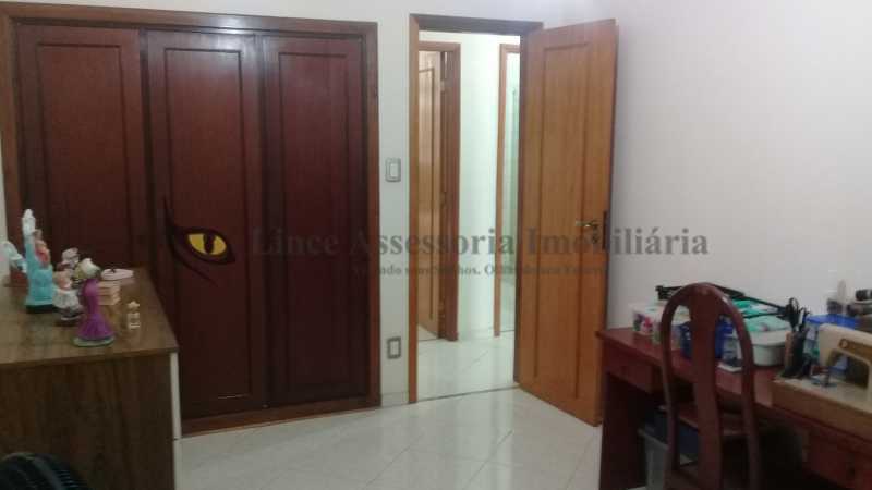 Apartamento à venda com 3 quartos, 104m² - Foto 13