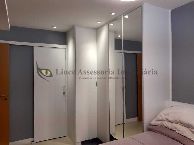 Apartamento à venda com 3 quartos, 76m² - Foto 10