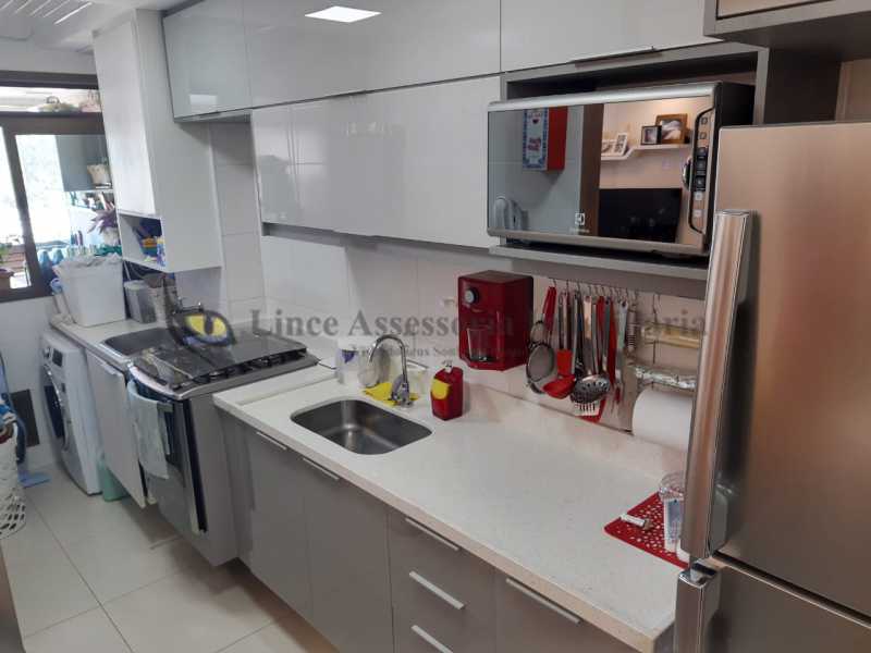 Apartamento à venda com 3 quartos, 76m² - Foto 23