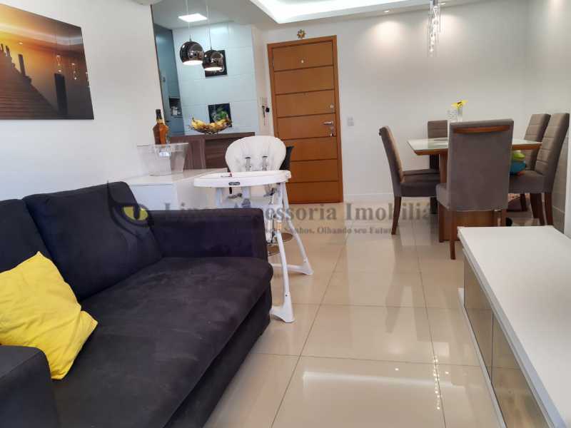 Apartamento à venda com 3 quartos, 76m² - Foto 2