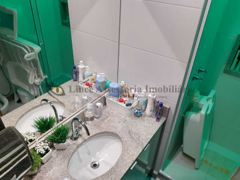 Apartamento à venda com 3 quartos, 76m² - Foto 19