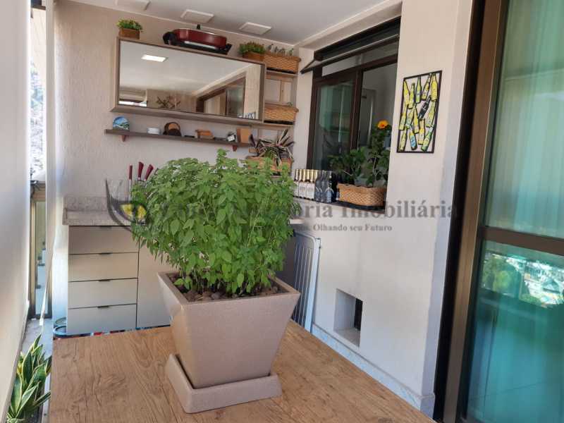 Apartamento à venda com 3 quartos, 76m² - Foto 29