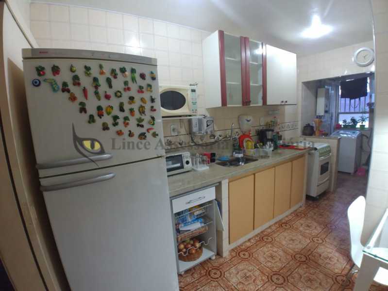 Apartamento à venda com 3 quartos, 92m² - Foto 27