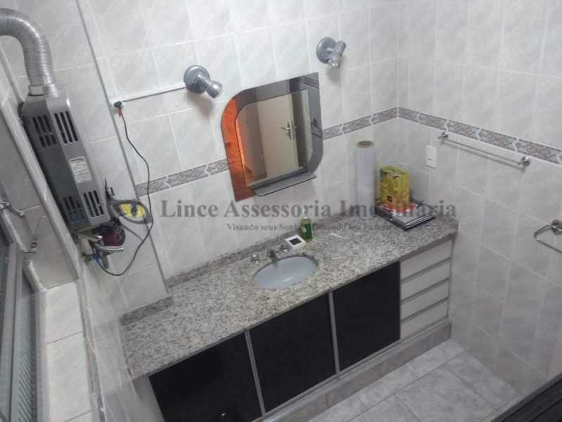 Apartamento à venda com 2 quartos, 67m² - Foto 17