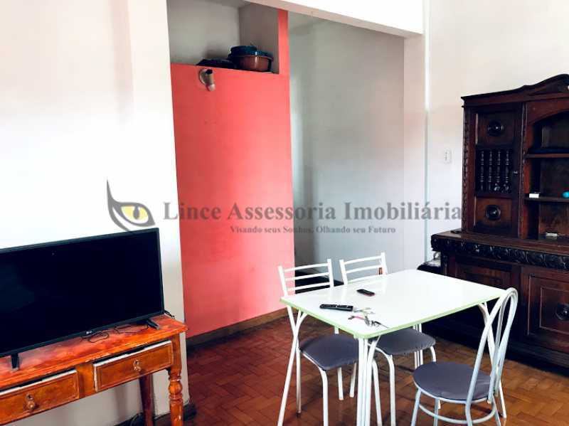 Apartamento à venda com 1 quarto, 46m² - Foto 1