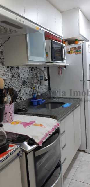 Apartamento à venda com 2 quartos, 48m² - Foto 18