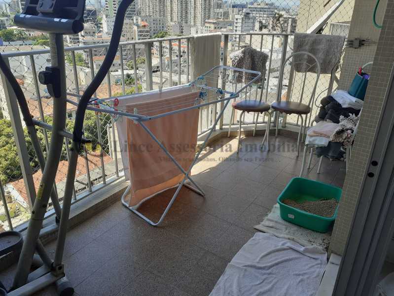 Apartamento à venda com 3 quartos, 103m² - Foto 20