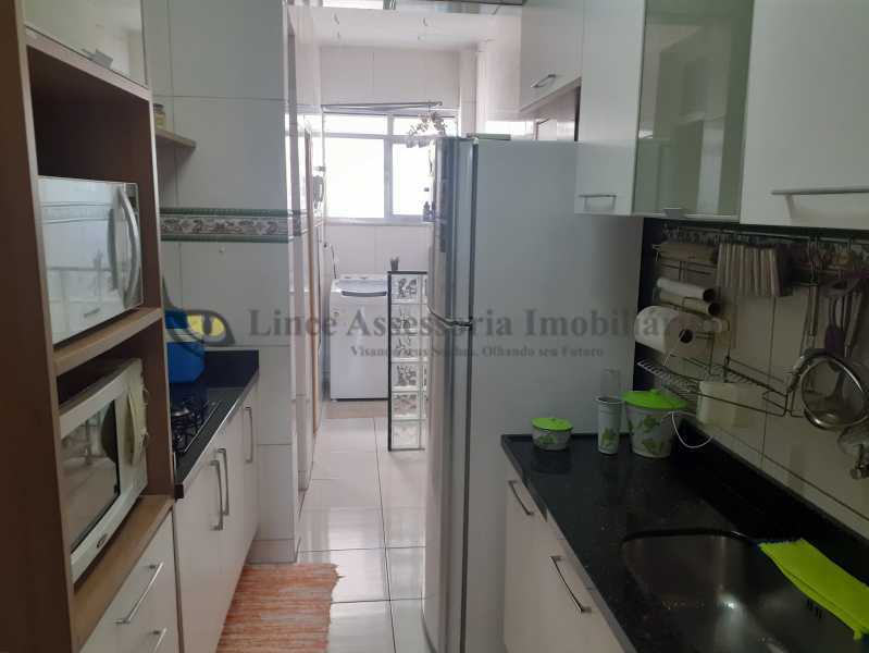 Apartamento à venda com 2 quartos, 73m² - Foto 12