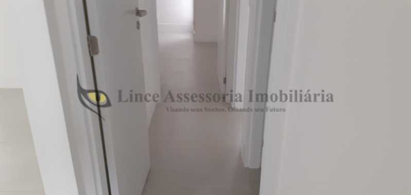 Apartamento à venda com 3 quartos, 117m² - Foto 7