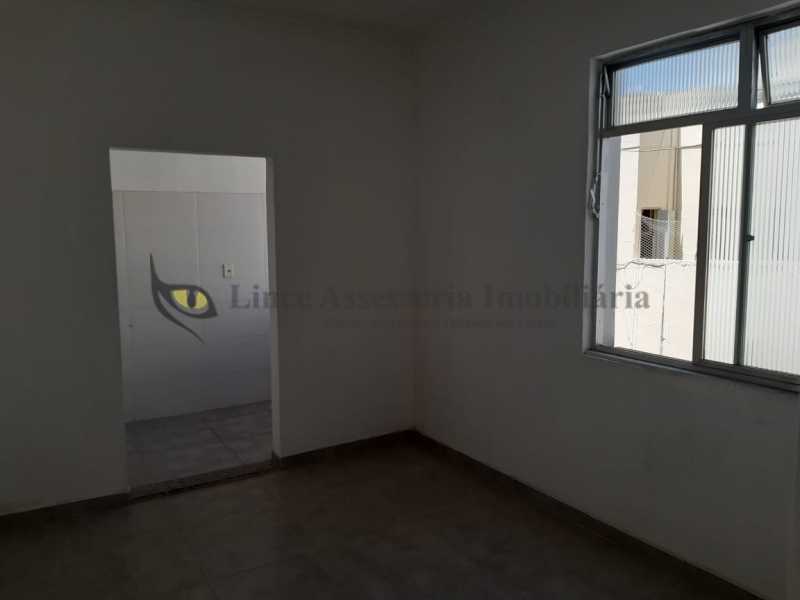 Cobertura à venda com 1 quarto, 34m² - Foto 2